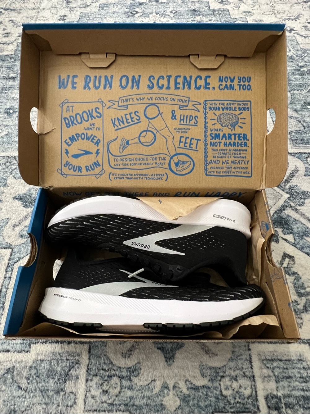 NEW Brooks Hyperion Tempo Women’s 8.5 B Black Silver White Running Shoes